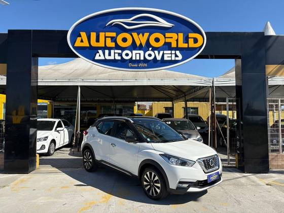 NISSAN KICKS 2018