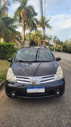 NISSAN LIVINA 2013