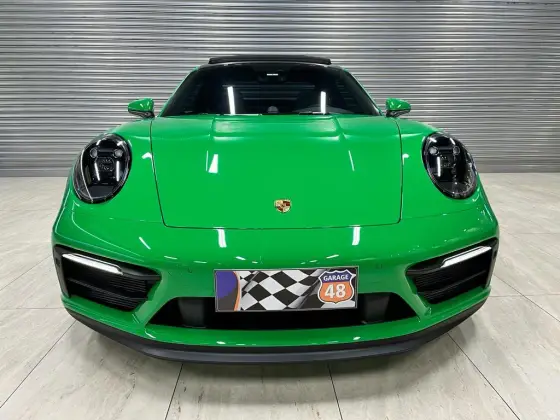 PORSCHE 911 2023