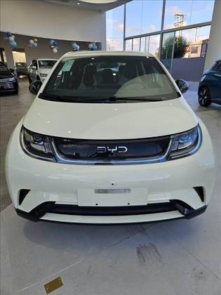 BYD DOLPHIN 2025