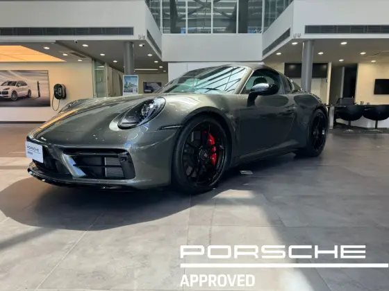 PORSCHE 911 2024