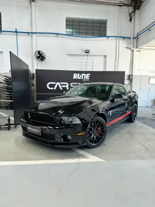 FORD MUSTANG 2011