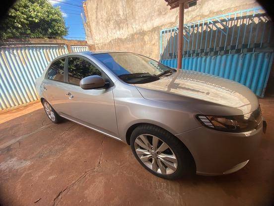 KIA CERATO 2012