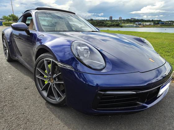 PORSCHE 911 2021