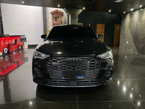 AUDI Q3 2023