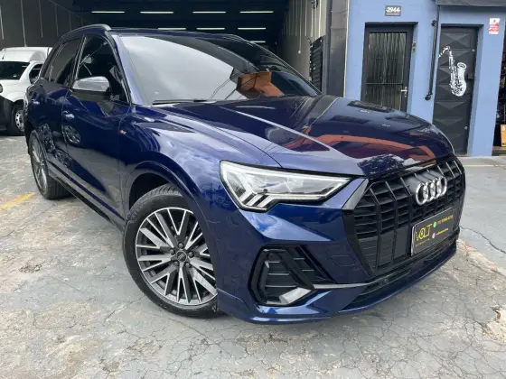 AUDI Q3 2021