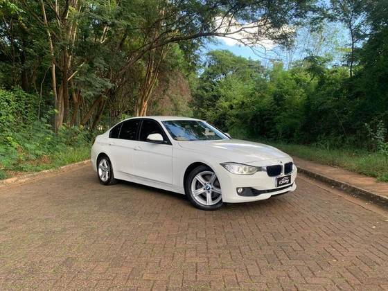 BMW 320i 2014