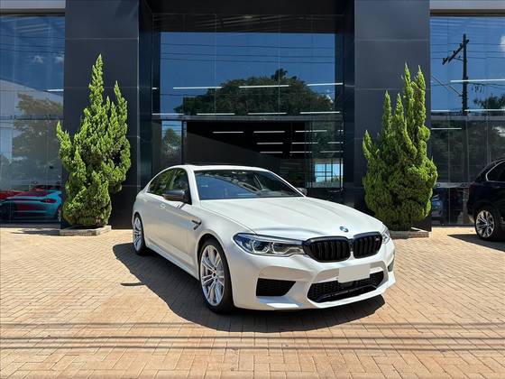BMW M5 2020