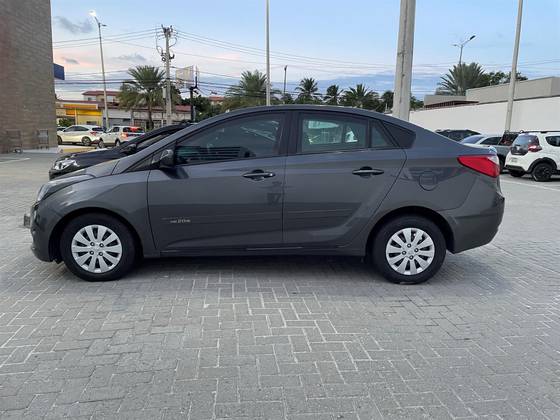 HYUNDAI HB20S 2015