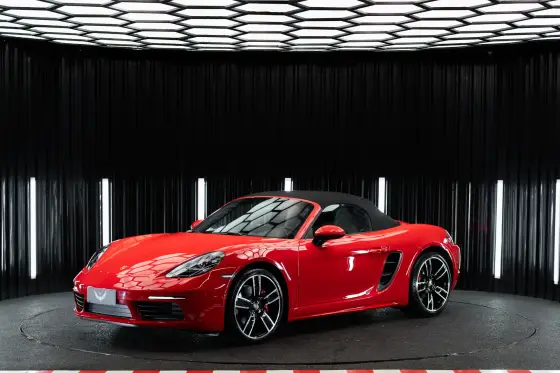 PORSCHE 718 2024