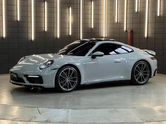 PORSCHE 911 2024
