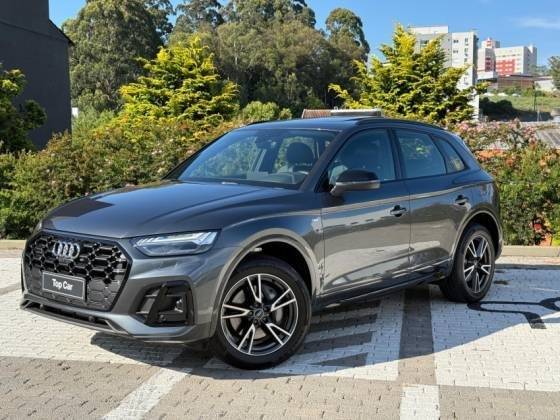 AUDI Q5 2024