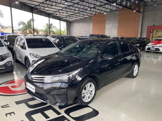 TOYOTA COROLLA 2017