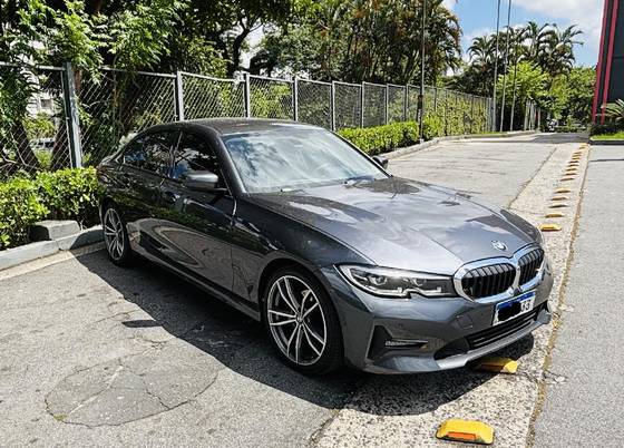 BMW 320i 2021