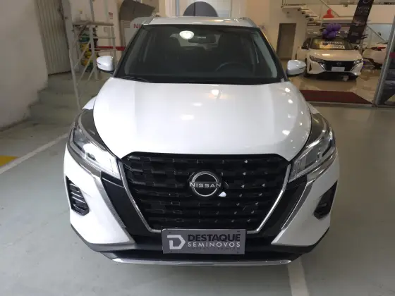 NISSAN KICKS 2024