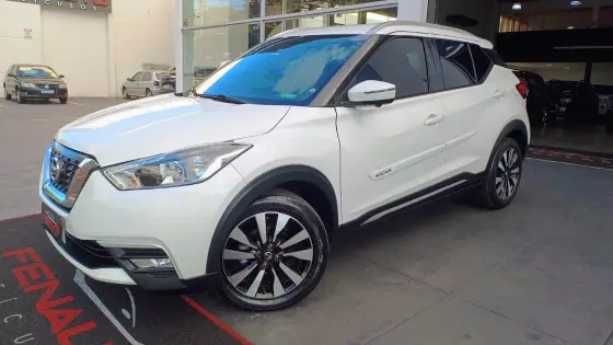 NISSAN KICKS 2017