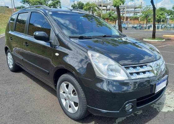 NISSAN LIVINA 2012