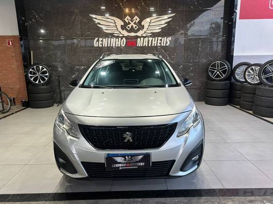 PEUGEOT 2008 2022