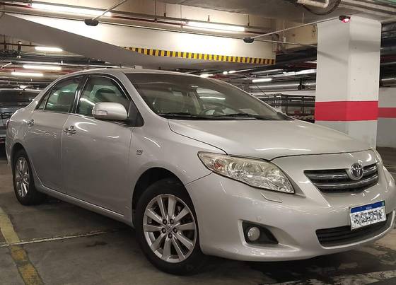 TOYOTA COROLLA 2009