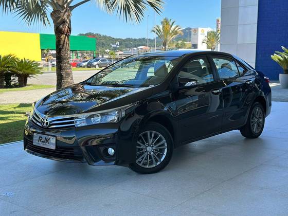 TOYOTA COROLLA 2017