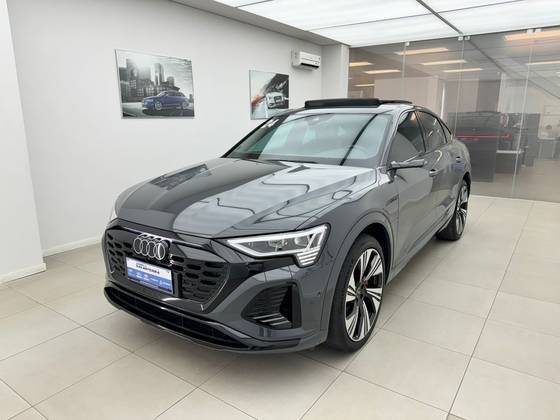 AUDI Q8 E-TRON 2024