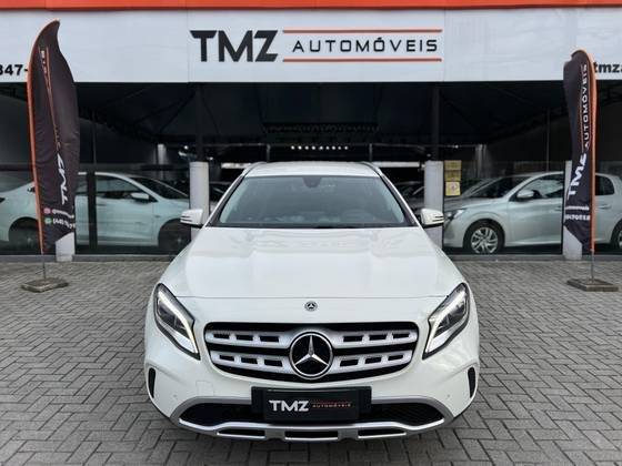 MERCEDES-BENZ GLA 200 2018