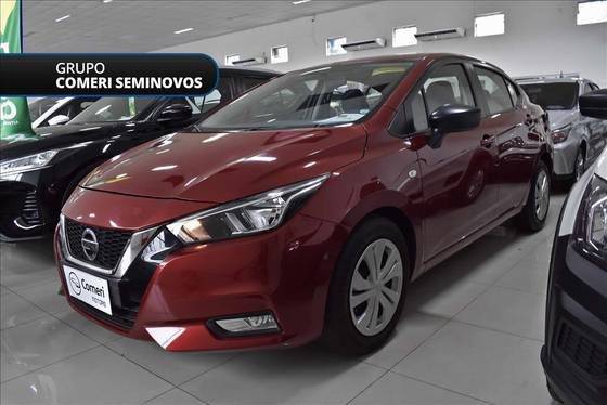 NISSAN VERSA 2023