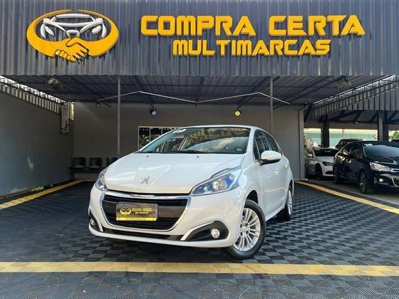 PEUGEOT 208 2019