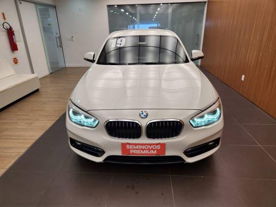BMW 120i 2019