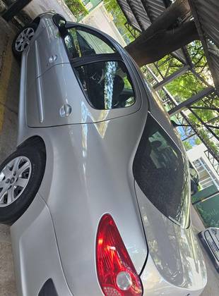 PEUGEOT 207 2011