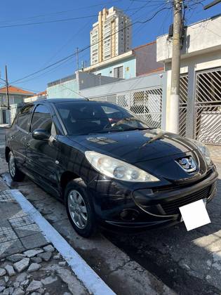 PEUGEOT 207 2010