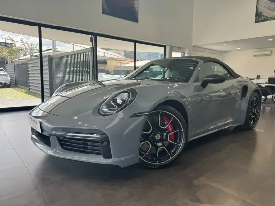 PORSCHE 911 2024