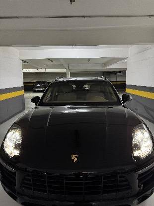 PORSCHE MACAN 2016