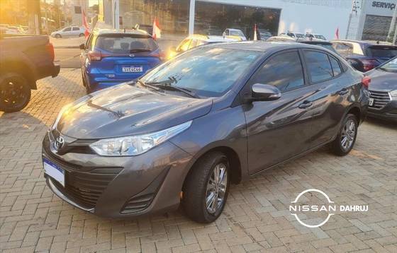 TOYOTA YARIS 2021