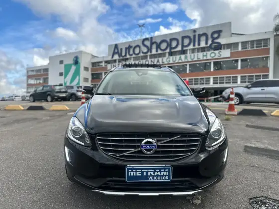 VOLVO XC60 2017