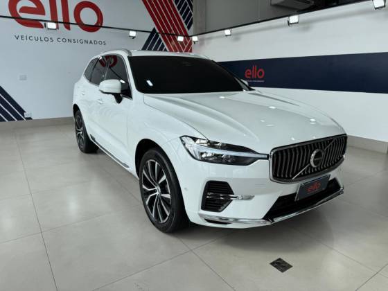 VOLVO XC60 2023