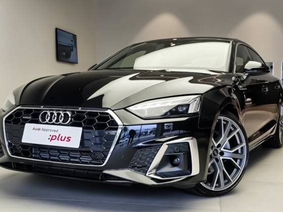 AUDI A5 2025