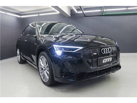 AUDI E-TRON 2023