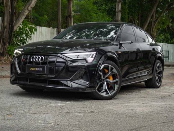 AUDI E-TRON 2022