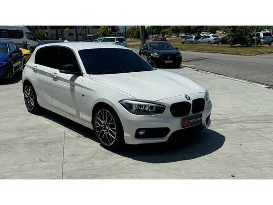 BMW 120i 2019