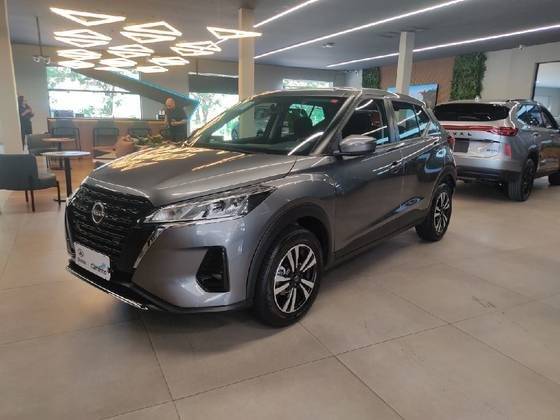 NISSAN KICKS 2024