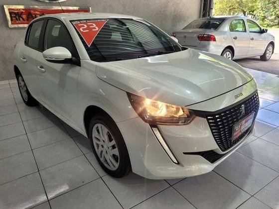 PEUGEOT 208 2023
