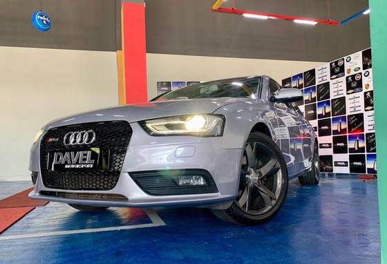 AUDI A4 2015