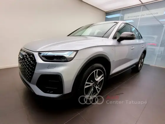 AUDI Q5 2025