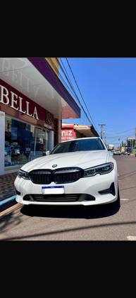 BMW 320i 2021