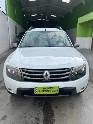 RENAULT DUSTER 2015