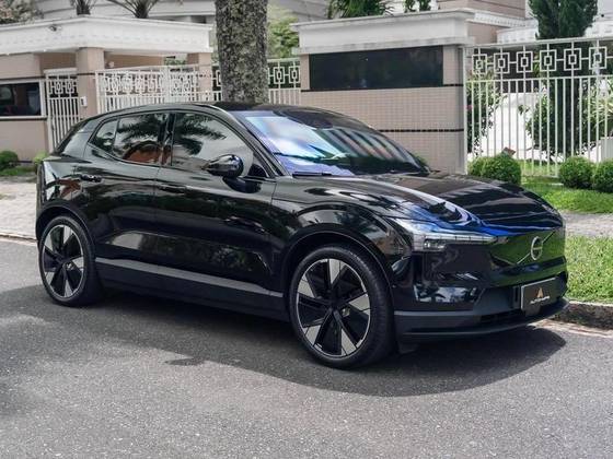 VOLVO EX30 2024