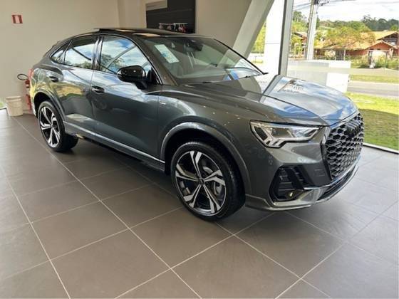 AUDI Q3 2025