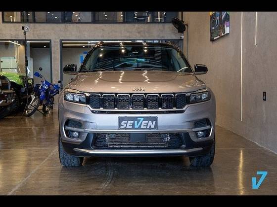 JEEP COMMANDER 2022