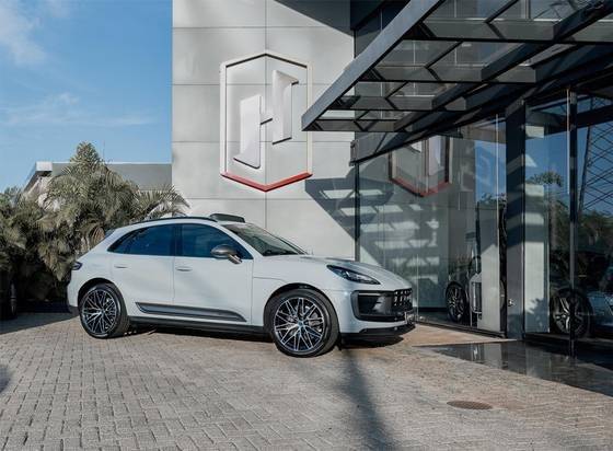 PORSCHE MACAN 2024